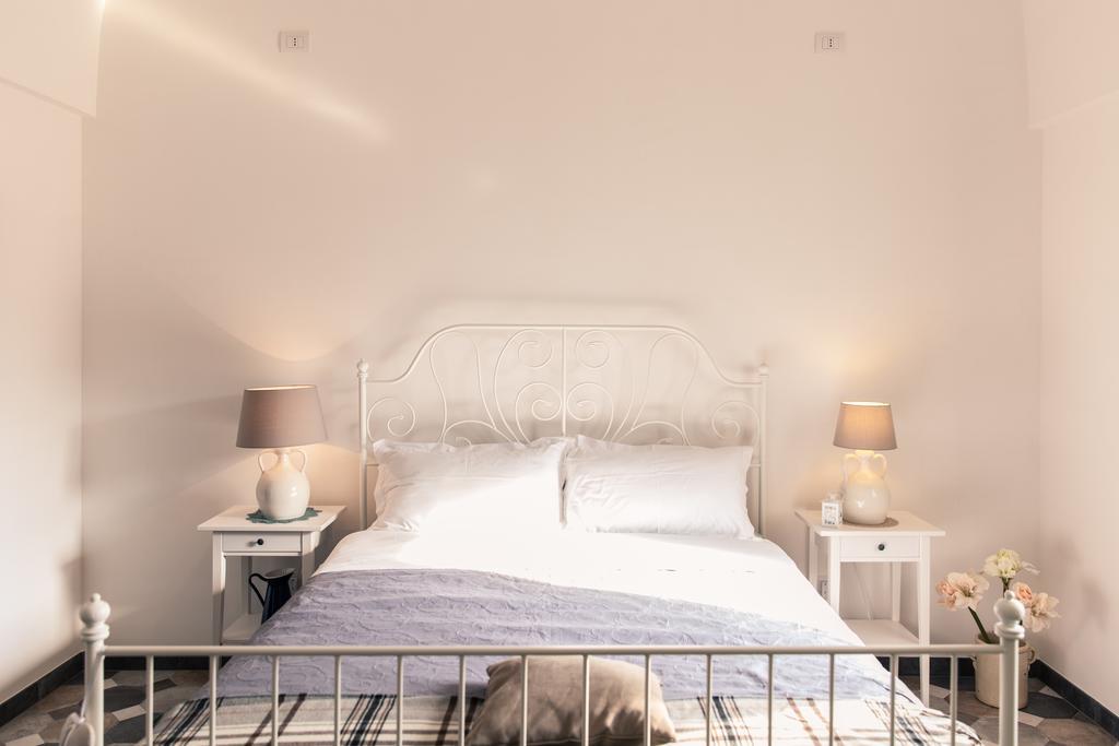 Marinella Suite Home โลโกโรตอนโด ห้อง รูปภาพ